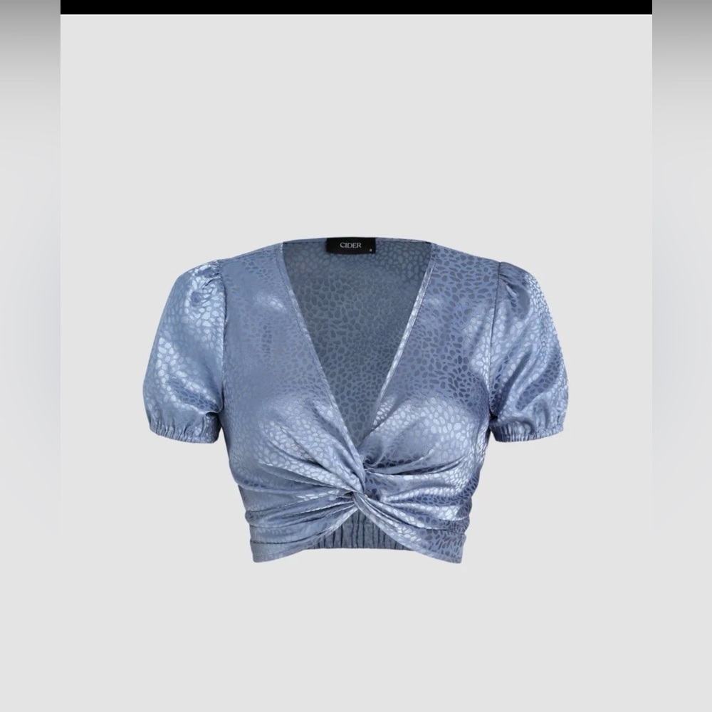 Cider Front Knotted Crop Blouse NWT